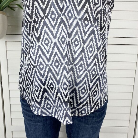 Velvet by Graham & Spencer Dayna Tank Top Sleeveless Blouse Ikat Ombre Size S - Picture 7 of 11